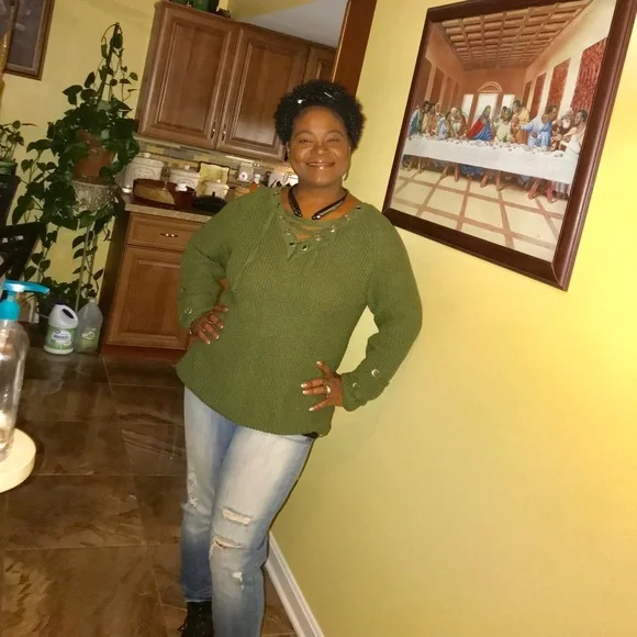 Meet your Posher, Althea - Picture 15 of 15